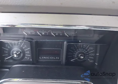 2008 Lincoln Navigator z USA, uszkodzony, nr VIN 5LMFU275X8LJ06616